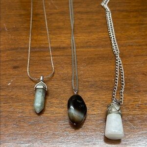 Elegant Silver and semi precious gemstone Pendant Necklace Set